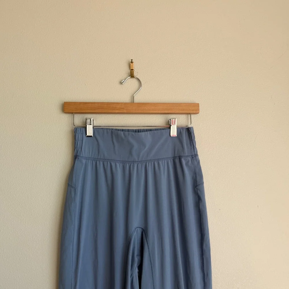 Lululemon Sun Setter Jogger in Peri‎ Purple Size 4